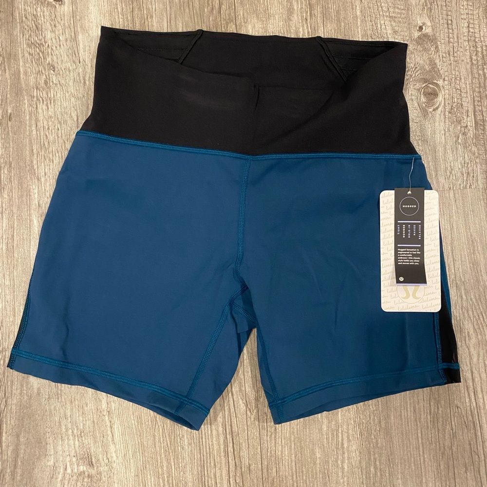 Lululemon “Train Times” Black and Blue Athletic Shorts size 10
